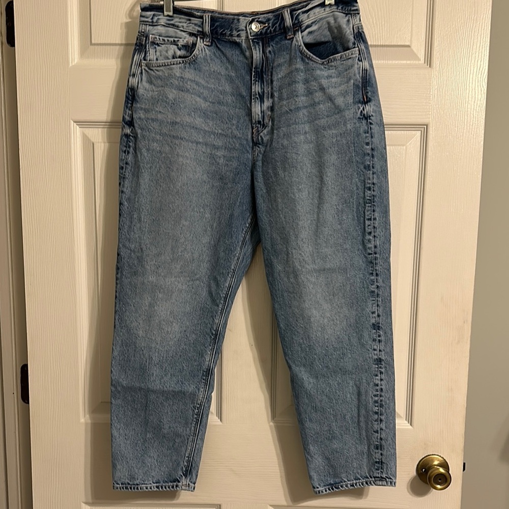 American Eagle Mom Jeans